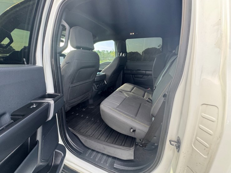 2024-ford-f150-image-11