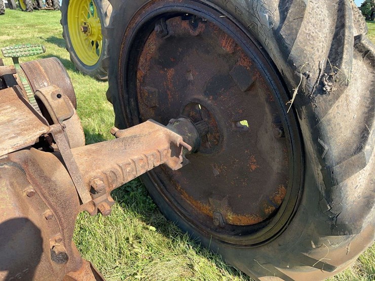 john-deere-b-image-18