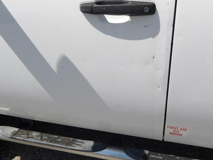 2012-gmc-sierra-3500-image-7