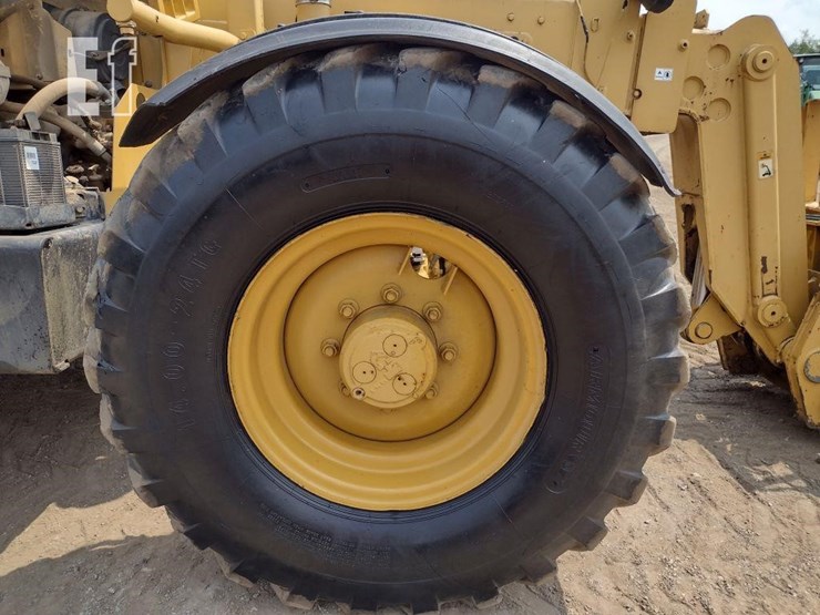 1999-caterpillar-th83-image-22