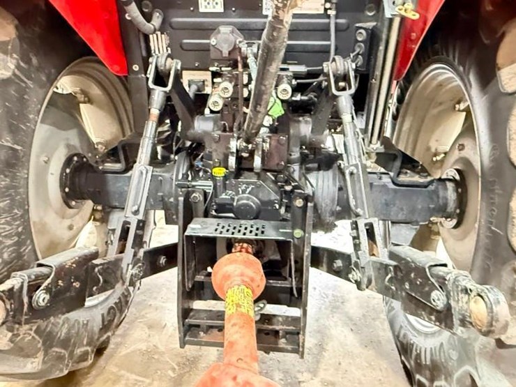 2014-case-ih-farmall-85c-image-4