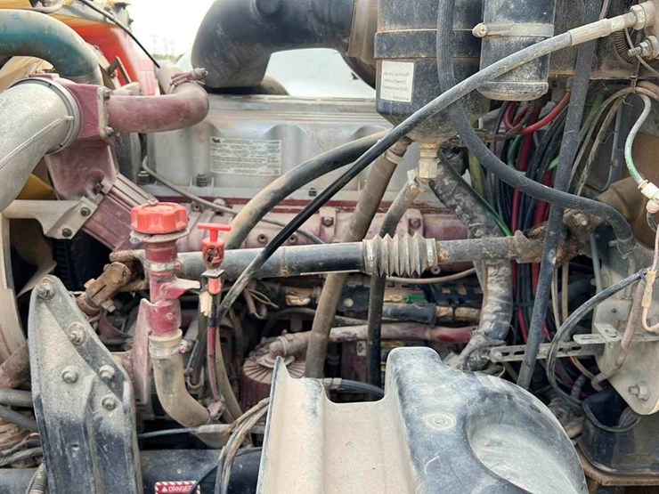 2012-mack-gu713-image-2