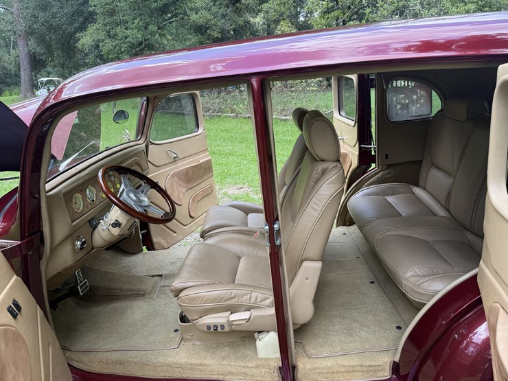 1937-custom-built-image-40