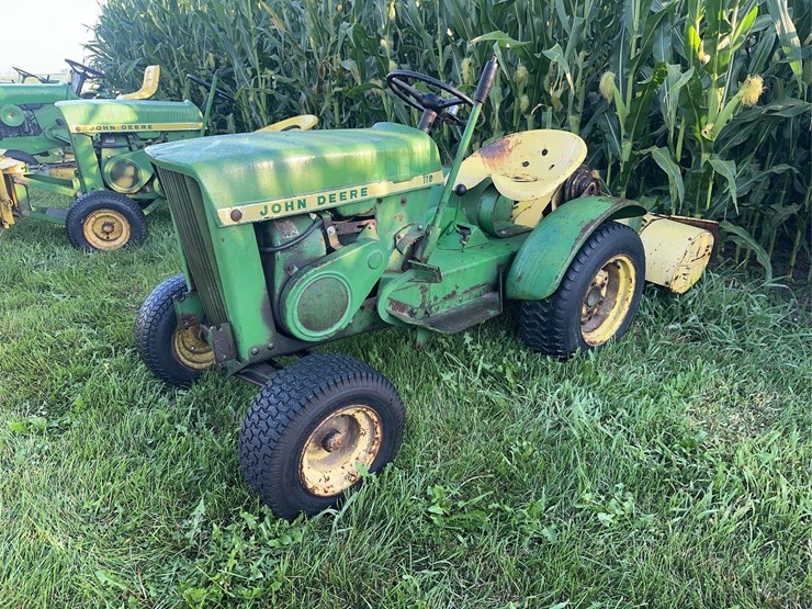 john-deere-110-image-1