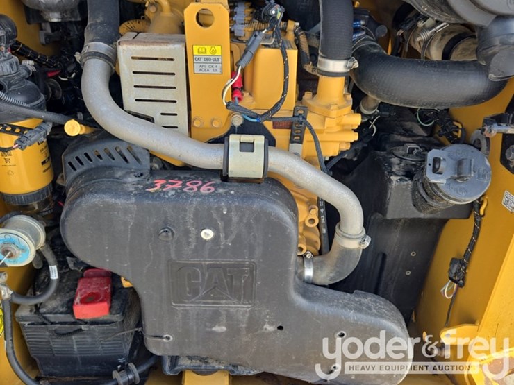 2023-caterpillar-259d3-image-35