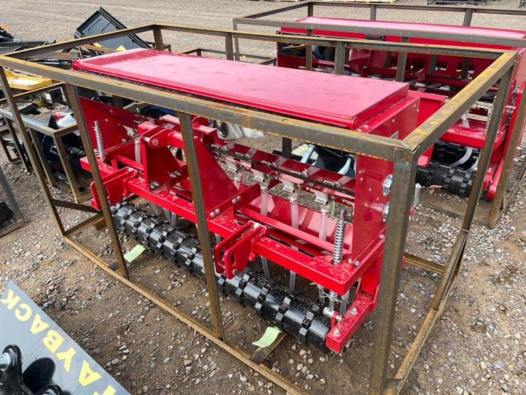 #2054-•-2026-agt-skid-steer-seeder-image-3