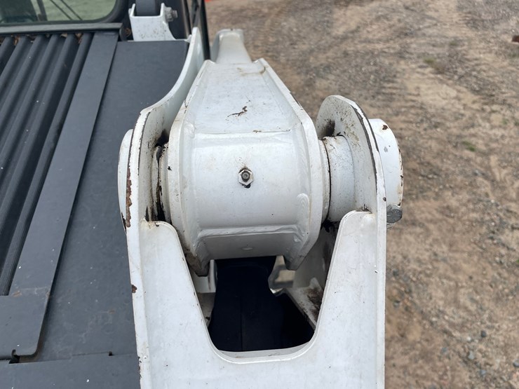 #1061-•-2017-bobcat-s630-skid-steer-image-27