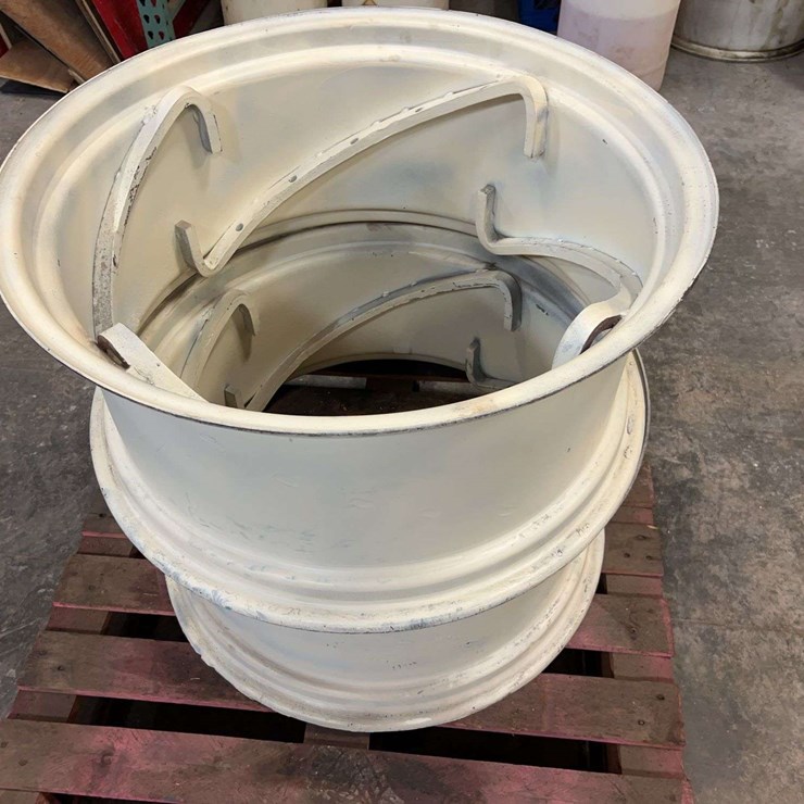 (2) Spin Out Rims