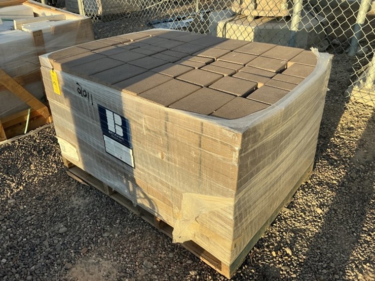 pallet-of-stone-pavers-image-1