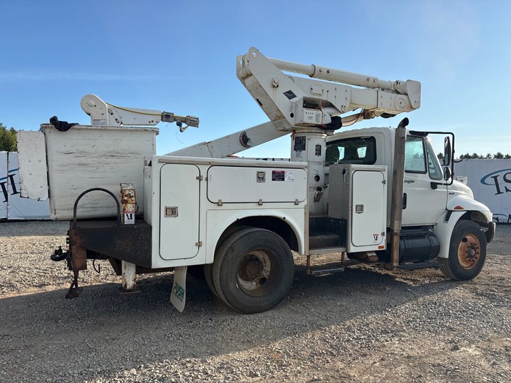 2008-international-durastar-4300-image-5