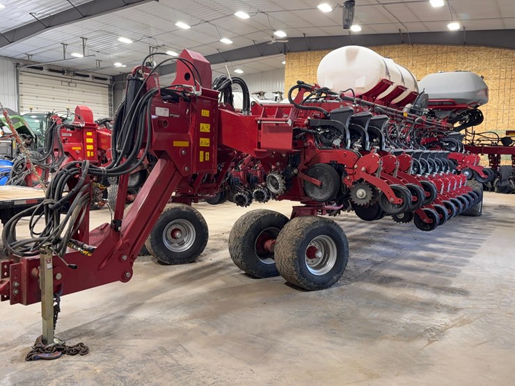 2022-case-ih-2160-image-1