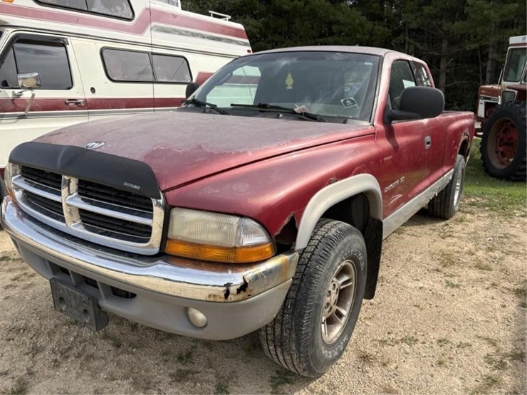 1999-dodge-dakota-image-1