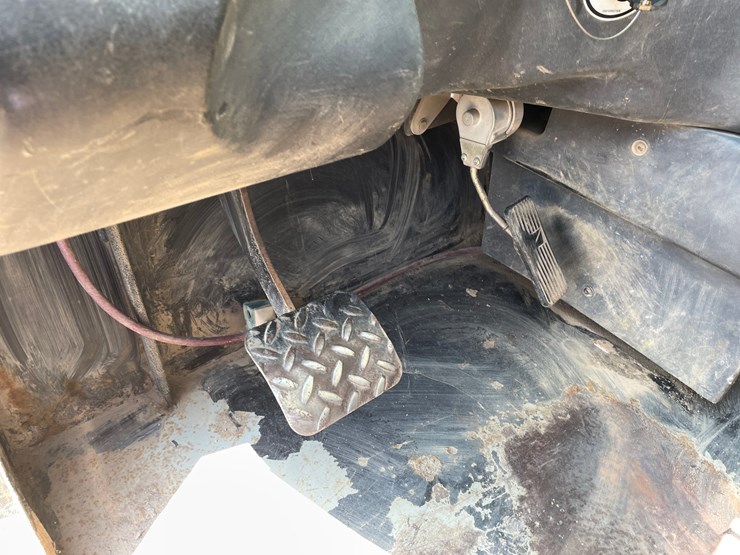 2014-caterpillar-tl642c-image-49