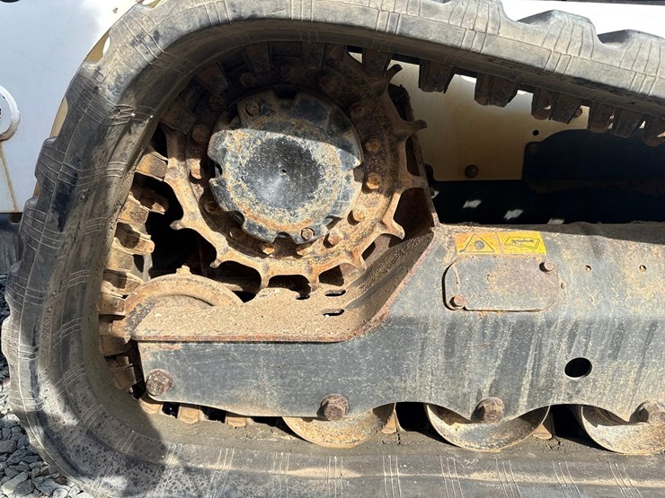 2019-bobcat-t595-image-58