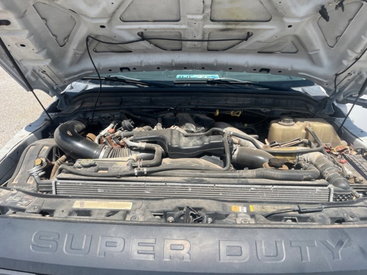 2012-ford-f550-image-9