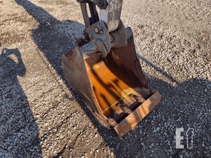 bobcat-e32-image-22