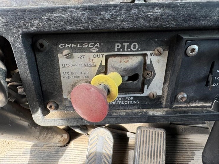 1998-kenworth-t800-image-17