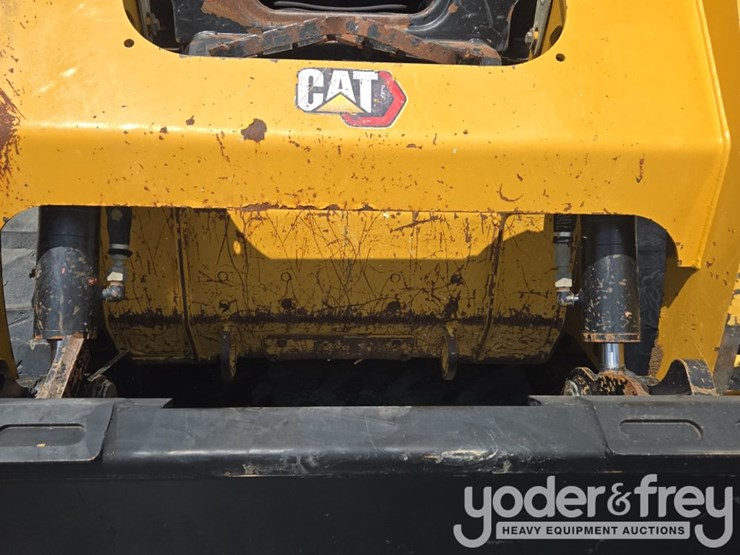 2023-caterpillar-259d3-image-19