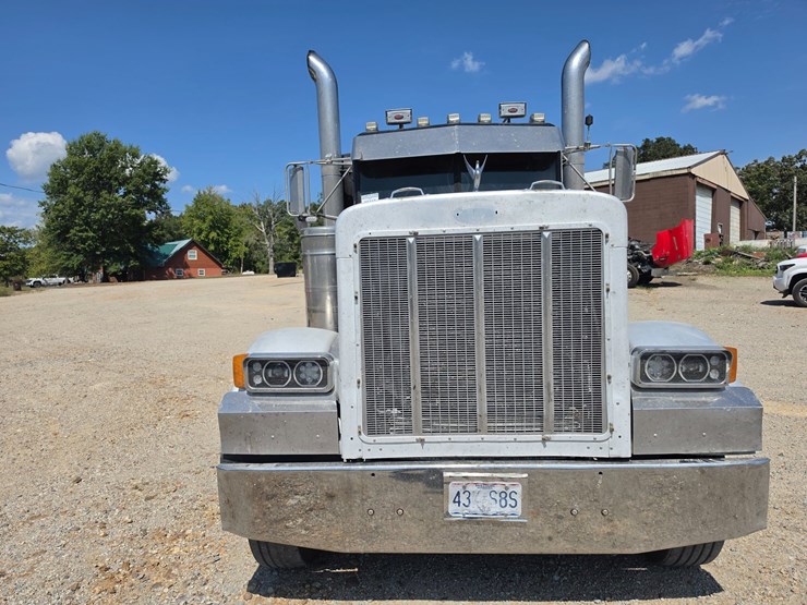 1992-peterbilt-379-image-20