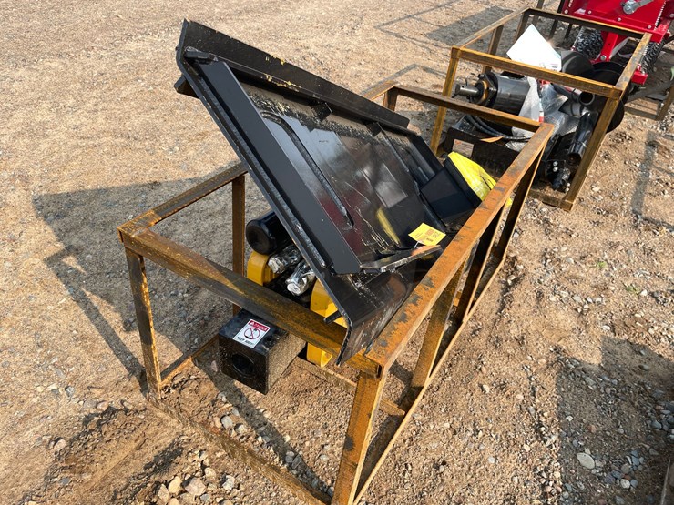 #2064-•-2026-agt-skid-steer-breaker-image-4