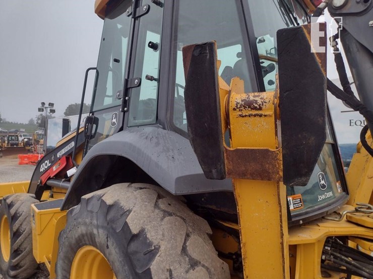 deere-410l-image-17