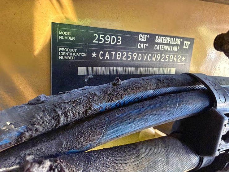 2023-caterpillar-259d3-image-28