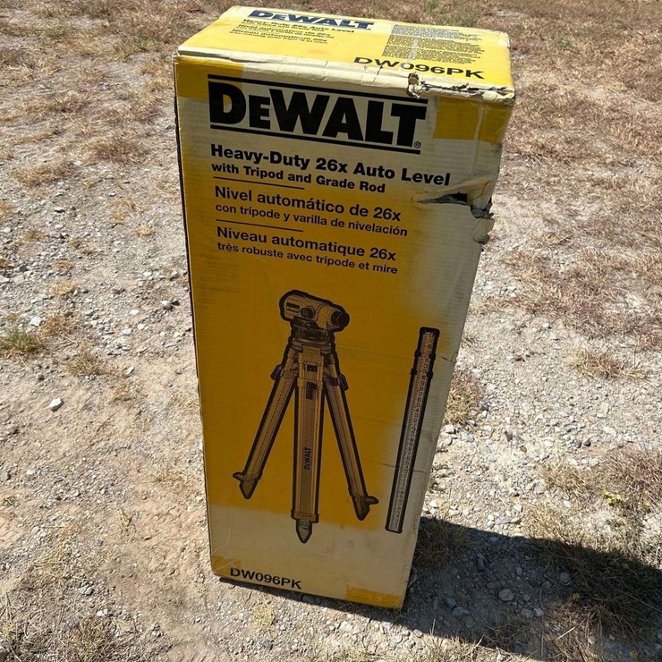 DEWALT 26X DW096PK Automatic Optical Level Kit