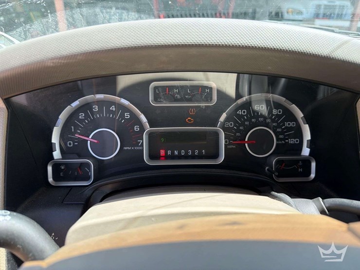 2010-ford-expedition-image-25