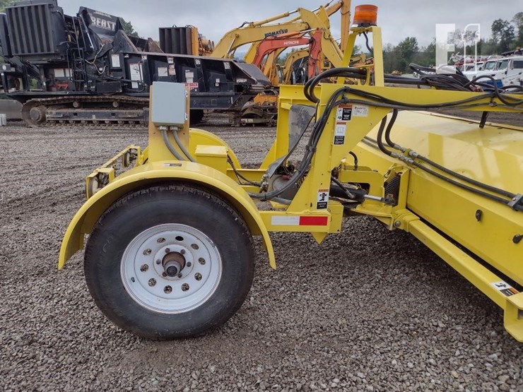 17-sweepster-hyd-sweeper-8-ft-broom^book^-5090-image-14