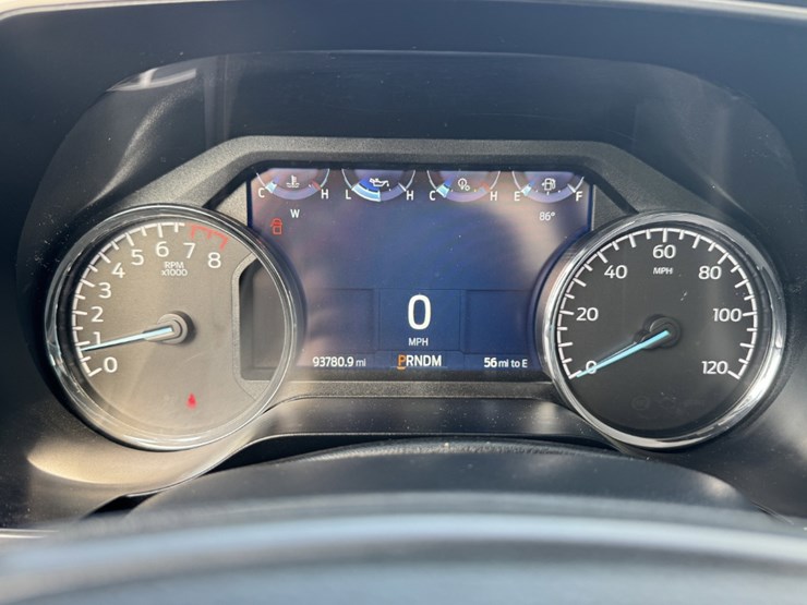 2022-ford-f150-xlt-image-12