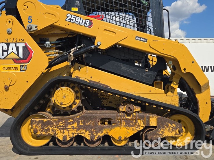 2023-caterpillar-259d3-image-12