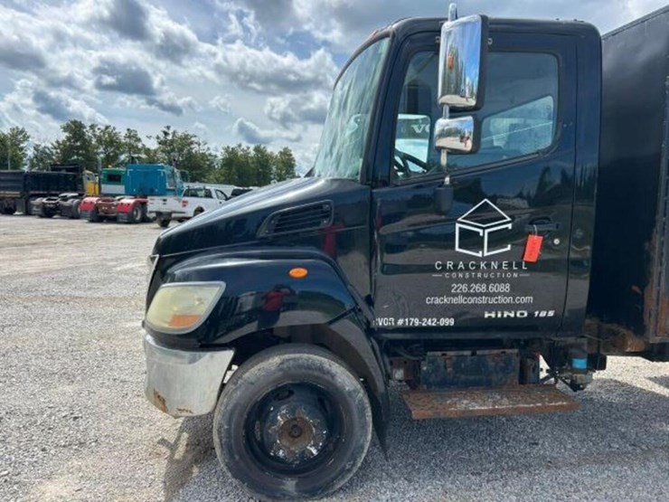 hino-185-image-8