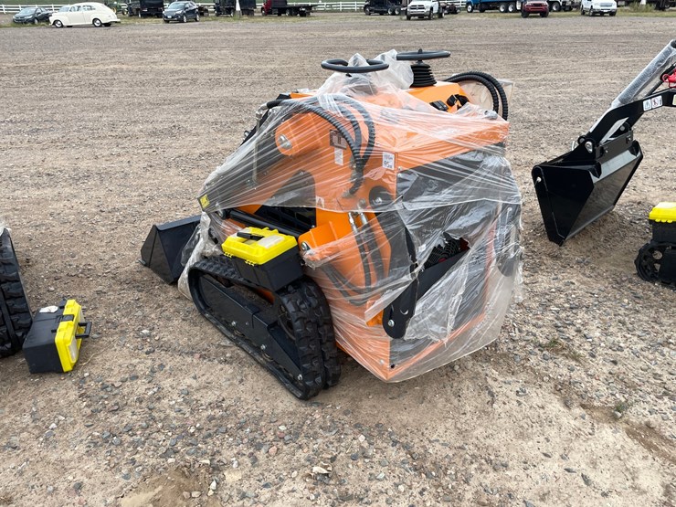 #5512-•-2026-unused-land-honor-mini-skid-steer-loader-image-3