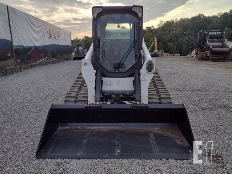2020-bobcat-t770-image-2