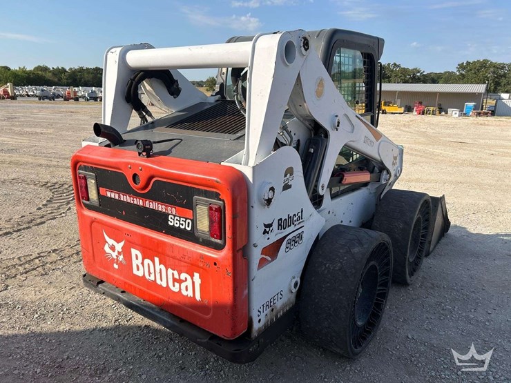 bobcat-wheeled-skid-loader-image-3