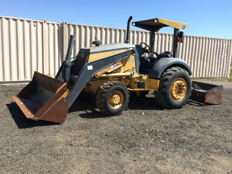 2005-deere-210le-image-1