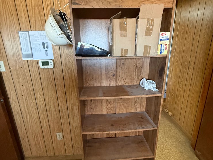 room-w/-(2)-book-shelves,-5’x2’-table,-&-(3)-chairs-image-2