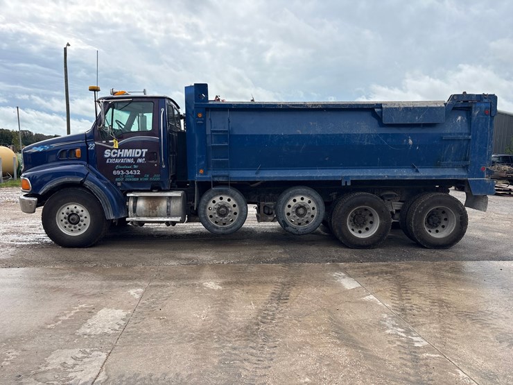 2002-sterling-l9500-image-2
