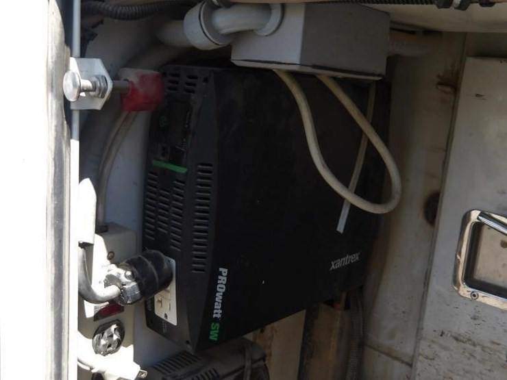 2012-ford-f450-image-21