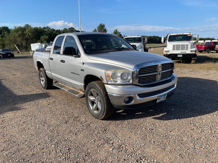 2007-dodge-ram-1500-image-7