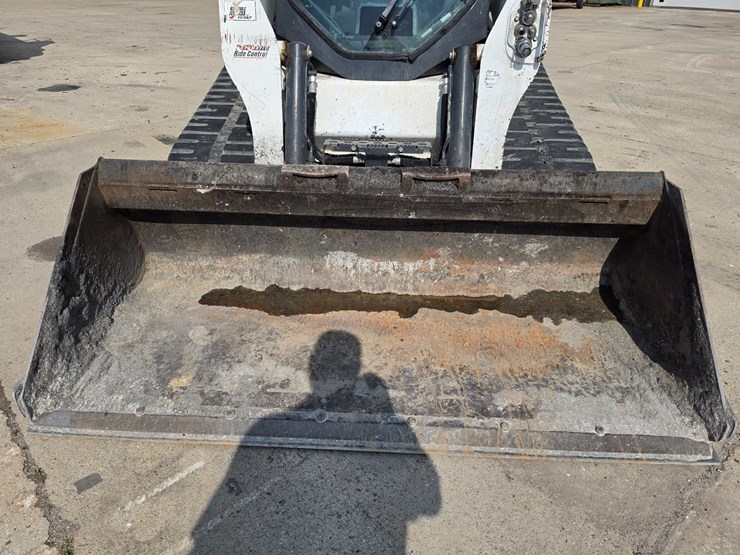 2022-bobcat-t770-image-85