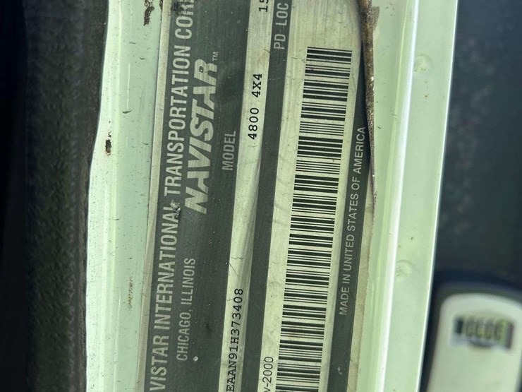 2001-international-4800-image-5
