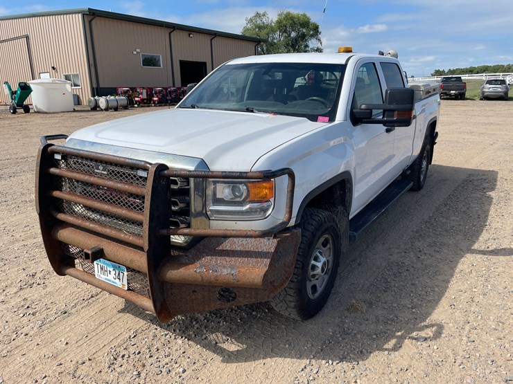 #1472-•-2019-gmc-sierra-pickup-truck-(has-mn-title)-image-1