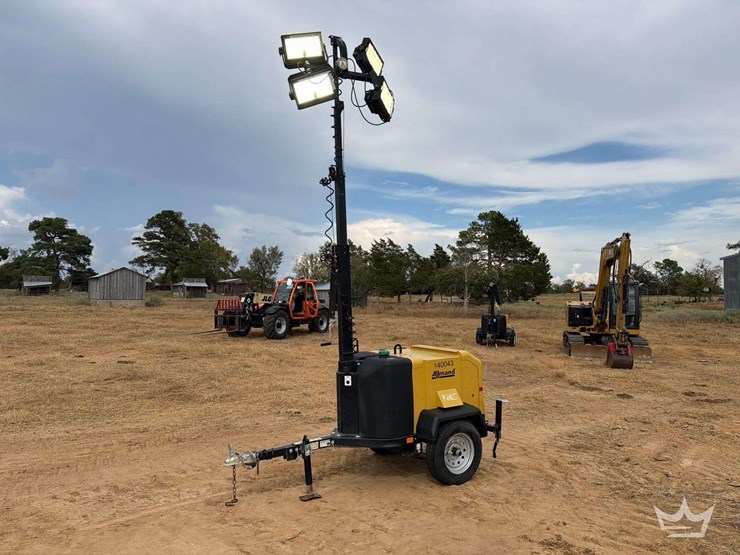 2024-allmand-gr-series-s/a-towable-light-tower-image-1