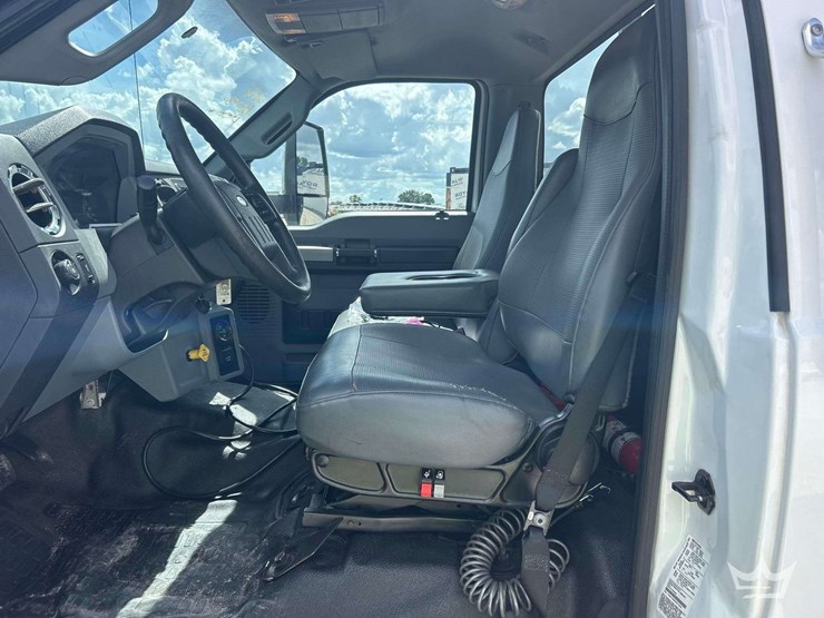 2019-ford-f750-image-11
