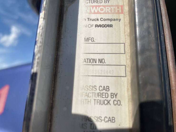 #1488-•-1994-kenworth-dump-truck-(has-mn-title)-image-46