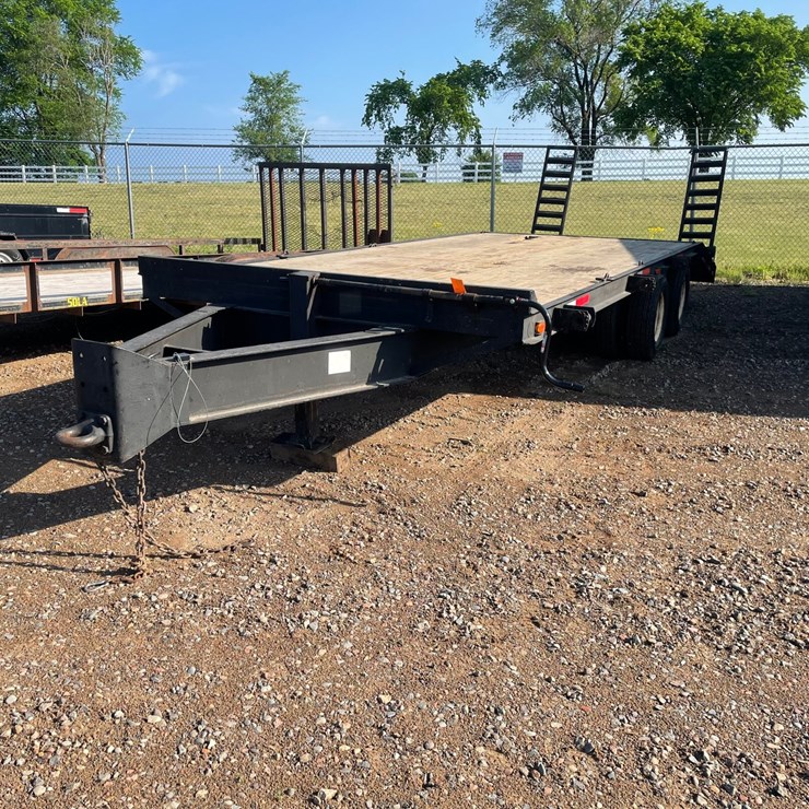 #1326 • 1993 True Flatbed Trailer (Has MN Title)