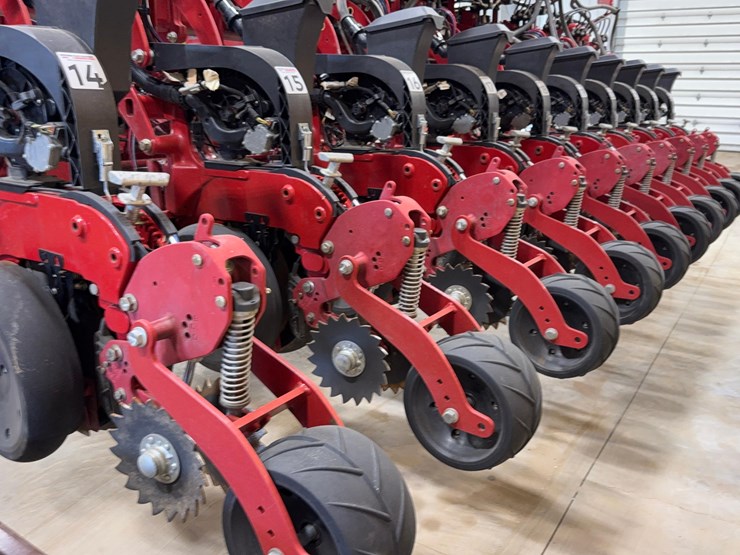 2023-case-ih-2160-image-10