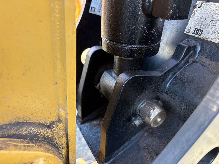 2020-caterpillar-306cr-image-39