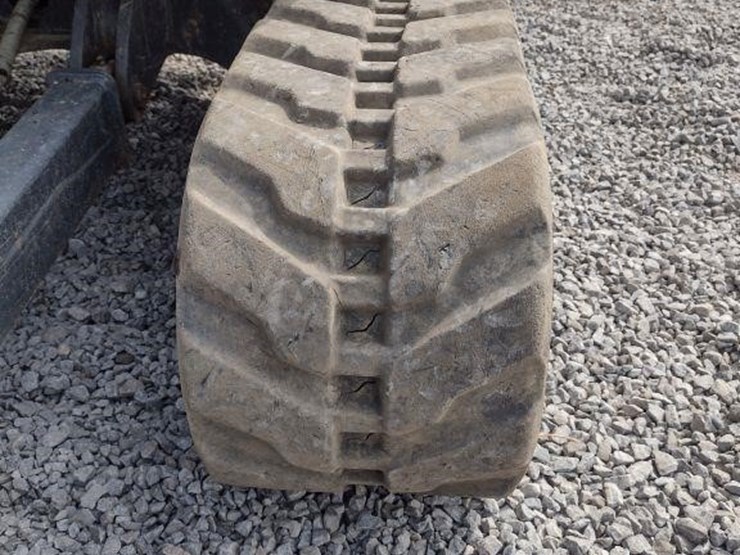 2021-deere-35g-image-16